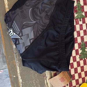 Canari cycle wear new